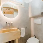 Relais La Casa Del Poeta Bed & Breakfast 3*