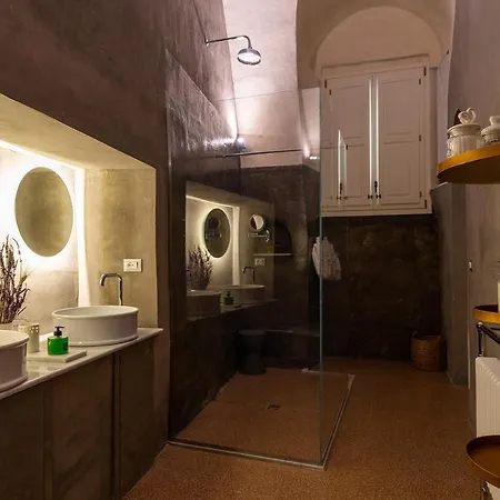 Relais La Casa Del Poeta Bed & Breakfast 3*