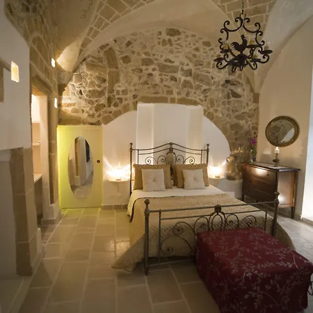 Relais La Casa Del Poeta Bed & Breakfast 3*