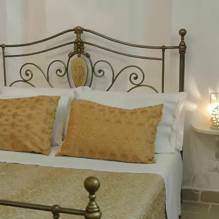 Bed & Breakfast Relais La Casa Del Poeta 3*